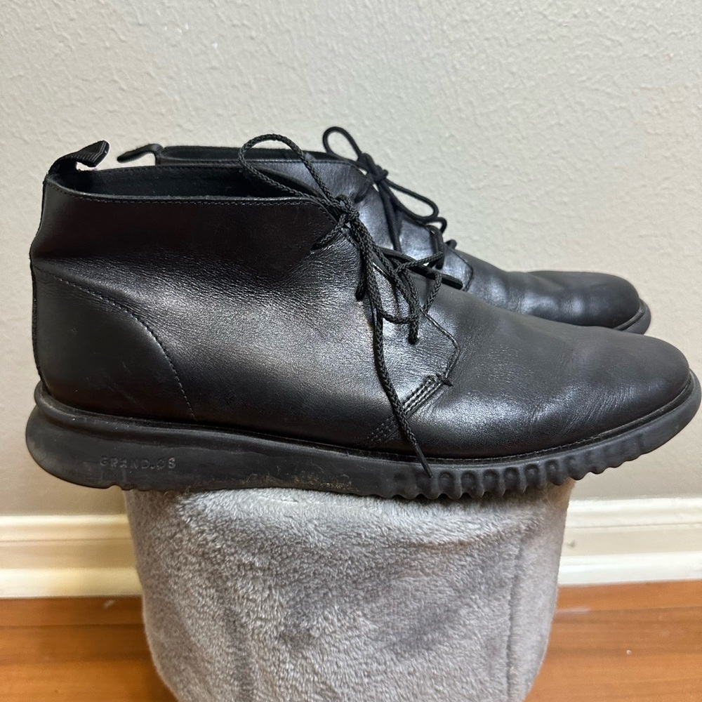 Cole Haan Men's 2.ZeroGrand Chukka Boot Black  Size 12